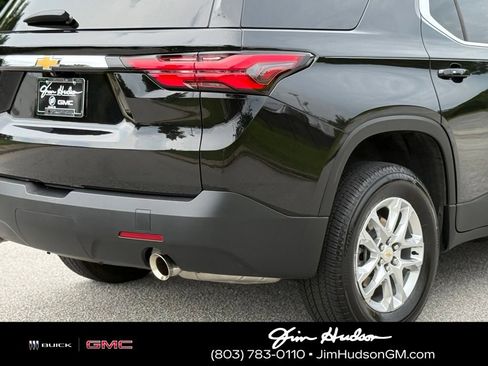 Certified 2023 Chevrolet Traverse LS FWD image 15