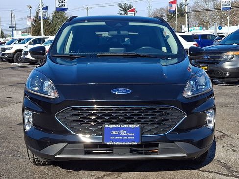Used 2022 Ford Escape SEL image 2