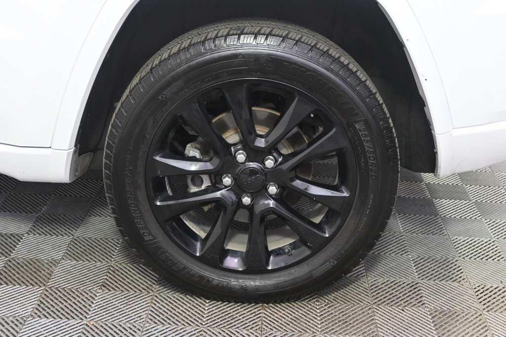 Used 2020 Jeep Grand Cherokee Altitude AWD/4WD image 20