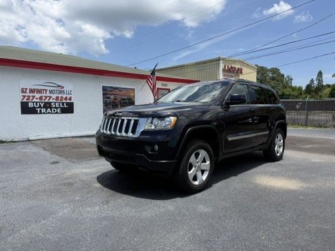Used 2011 Jeep Grand Cherokee Laredo RWD image 1