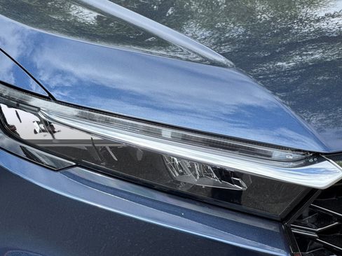 Certified 2025 Honda CR-V EX-L image 11