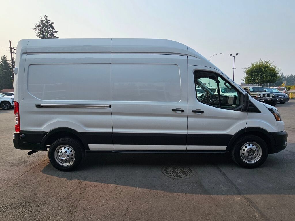 Used 2025 Ford Transit 250 148 High Roof AWD image 6