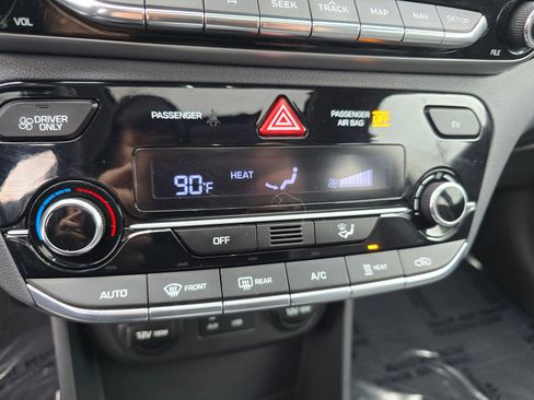 Used 2019 Hyundai Ioniq Limited image 34