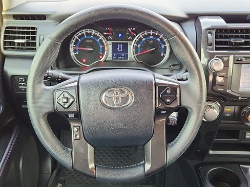 Used 2019 Toyota 4Runner TRD Off-Road Premium AWD/4WD image 17