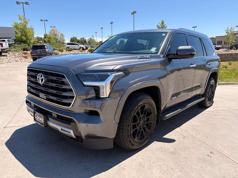 Used 2025 Toyota Sequoia Limited AWD/4WD image 3