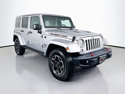 Used 2017 Jeep Wrangler Unlimited Rubicon image 3