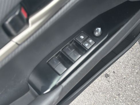 Used 2025 Toyota Camry SE FWD image 16