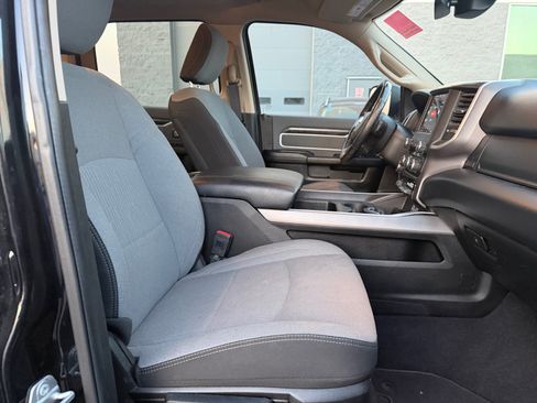 Used 2019 RAM 2500 Big Horn AWD/4WD image 30