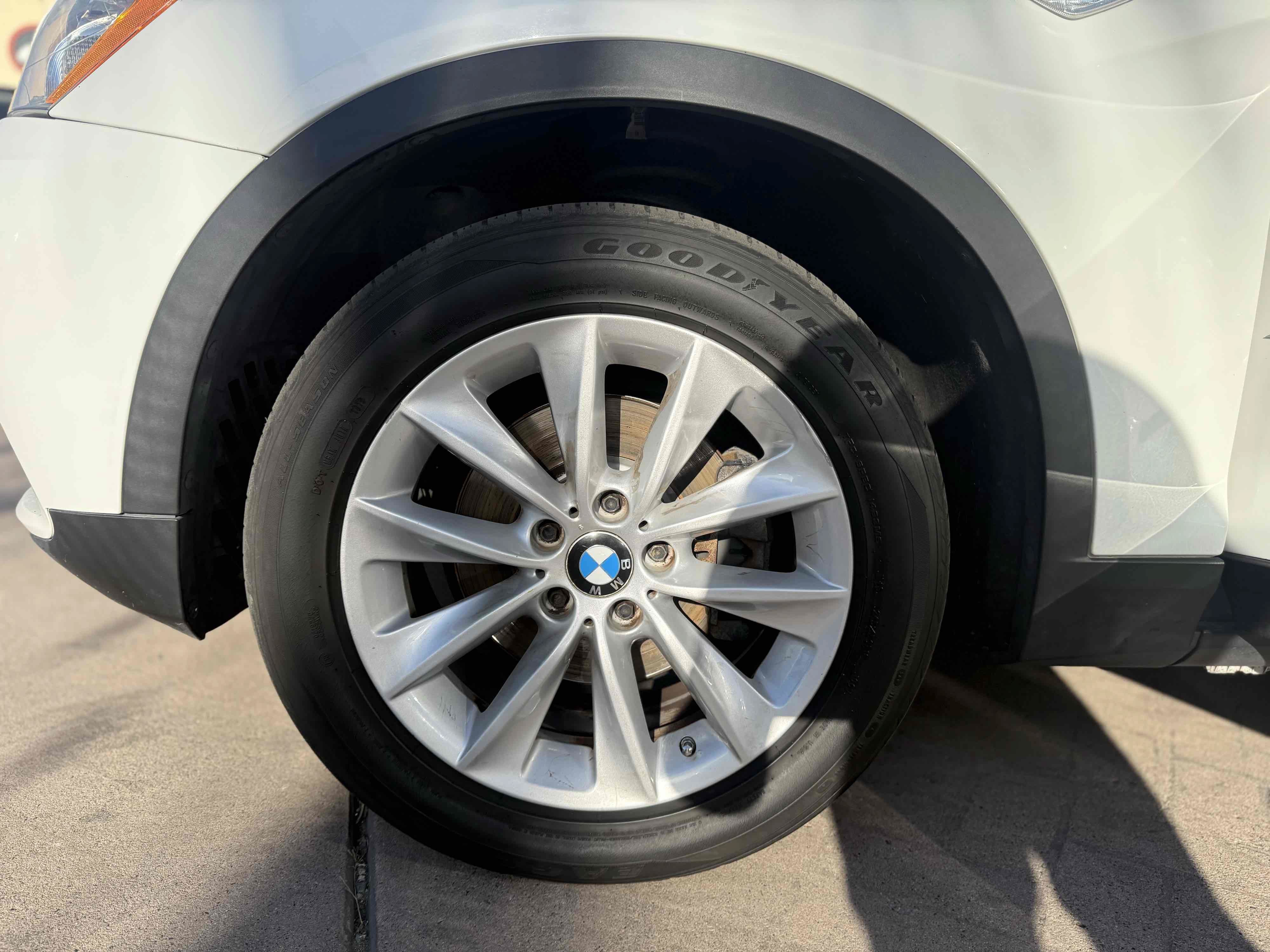Used 2013 BMW X3 xDrive28i AWD/4WD image 32
