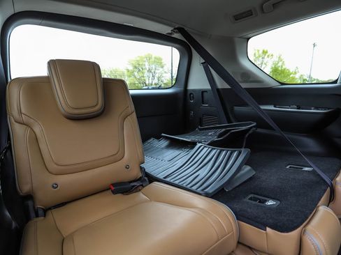 Used 2025 INFINITI QX80 Luxe AWD/4WD image 31