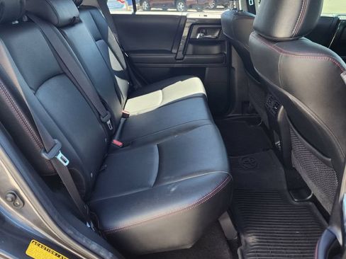 Used 2020 Toyota 4Runner Venture w/ Moonroof Package AWD/4WD image 10