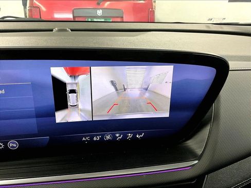 Used 2024 Buick Envision Preferred AWD/4WD image 19