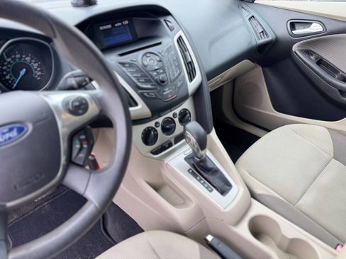 Used 2012 Ford Focus SE image 15