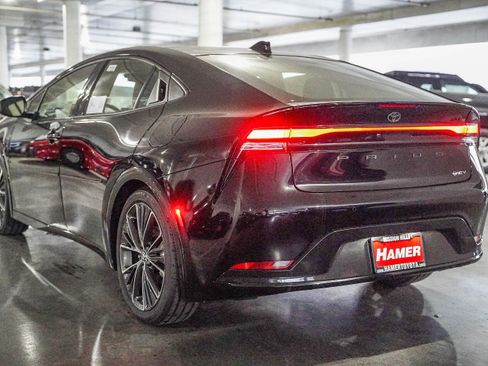 New 2026 Toyota Prius XLE image 9