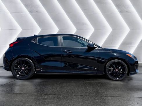 Used 2020 Hyundai Veloster Turbo R-Spec FWD image 4