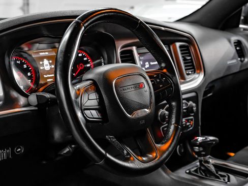 Used 2021 Dodge Charger SXT w/ Blacktop Package image 21