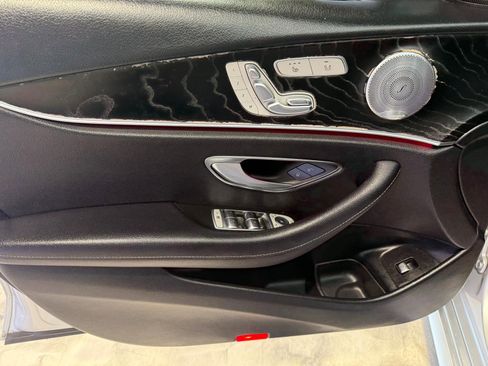 Used 2019 Mercedes-Benz E 300 4MATIC w/ Premium 1 Package image 24