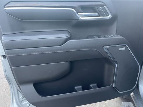 Used 2023 GMC Sierra 1500 SLT w/ SLT Convenience Package image 13