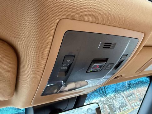 Used 2024 Lexus ES 300h Ultra Luxury w/ Accessory Package (Z1) image 26