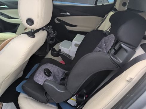 Used 2023 Buick Encore GX Select w/ Sport Touring Package image 8