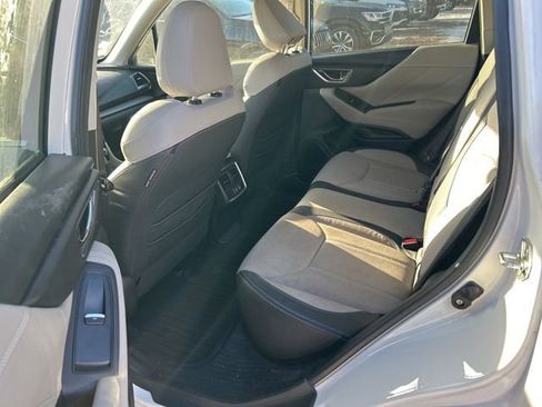 Used 2019 Subaru Forester Limited image 6