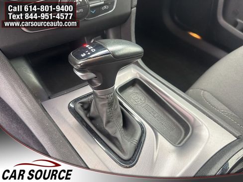 Used 2019 Dodge Charger SXT w/ Blacktop Package image 13