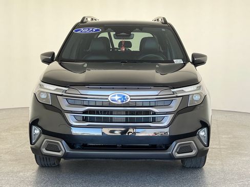 Used 2025 Subaru Forester Limited w/ Popular Package #2 AWD/4WD image 10