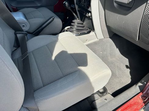 Used 2007 Jeep Wrangler Rubicon image 17
