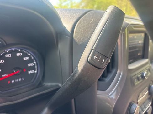 Used 2021 Chevrolet Silverado 1500 Custom image 9