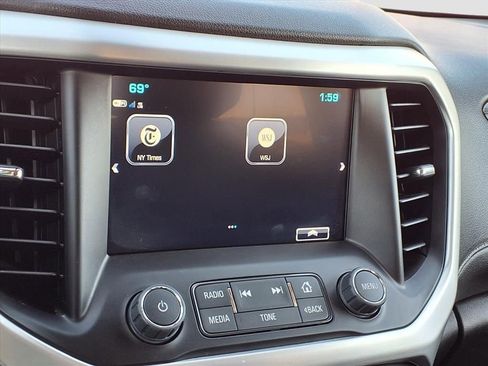 Used 2019 GMC Acadia SLT image 27