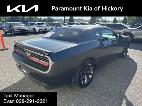 Used 2019 Dodge Challenger R/T image 7