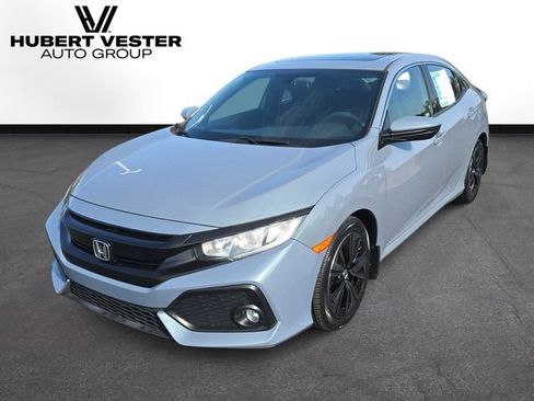 Used 2018 Honda Civic EX image 2
