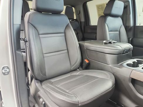 Used 2023 GMC Sierra 3500 Denali w/ Denali Ultimate Package AWD/4WD image 45