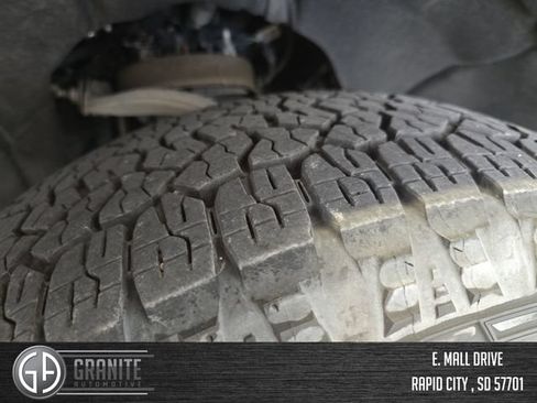 Used 2024 Chevrolet Silverado 1500 RST w/ Rally Edition AWD/4WD image 28