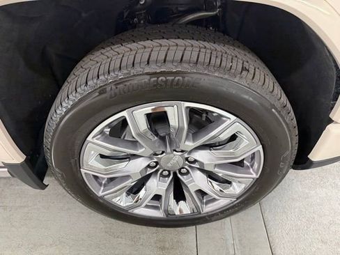 New 2026 GMC Sierra 1500 Denali w/ Denali Reserve Package AWD/4WD image 4