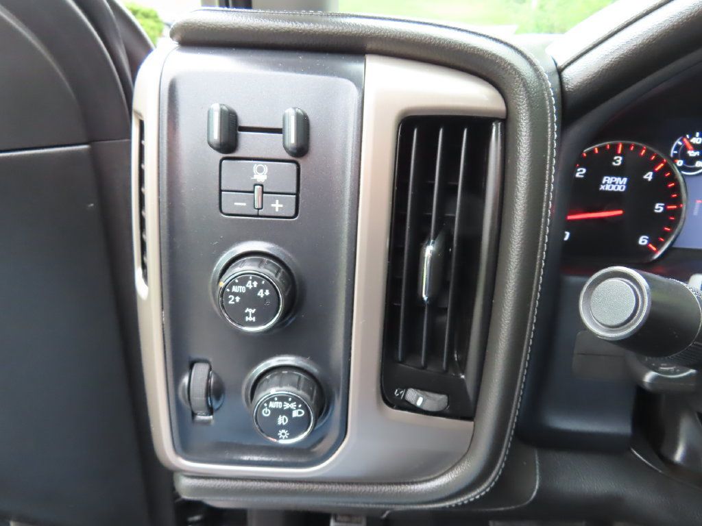 Used 2015 GMC Sierra 1500 Denali w/ Driver Alert Package AWD/4WD image 14