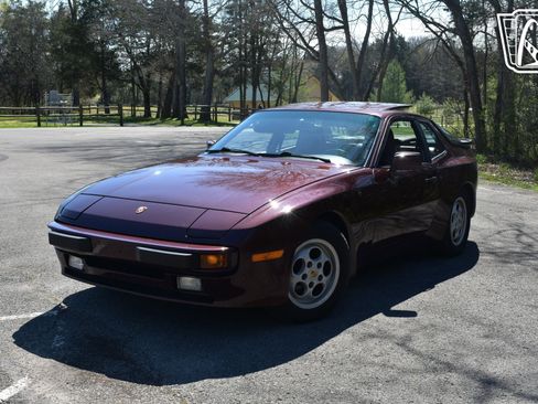 Used 1987 Porsche 944 S image 5