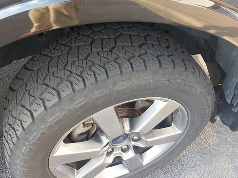 Used 2015 Ford F150 XLT w/ Equipment Group 302A Luxury AWD/4WD image 6