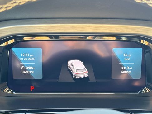 New 2026 Volkswagen Atlas Cross Sport SE image 30