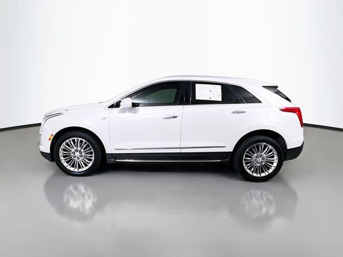 Used 2017 Cadillac XT5 Premium Luxury AWD/4WD image 9