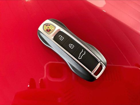 Used 2026 Porsche Cayenne S image 36