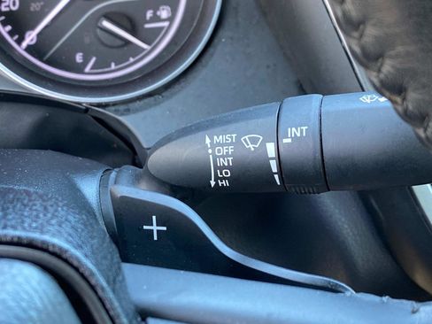 Used 2023 Toyota Camry SE image 15