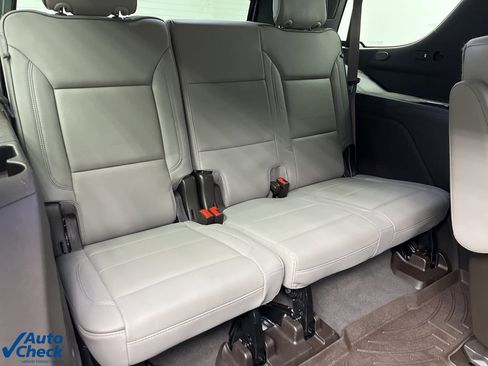 Used 2023 GMC Yukon SLT image 23