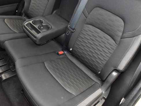 Used 2025 Nissan Pathfinder SV AWD/4WD image 34