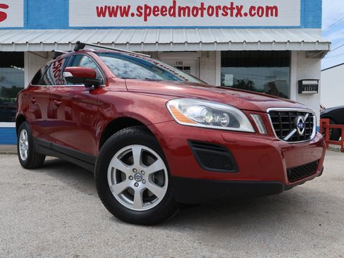 Used 2013 Volvo XC60 3.2 AWD/4WD image 2