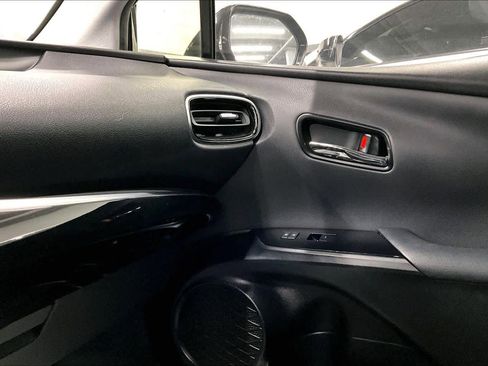 Used 2019 Toyota Prius Prime Advanced w/ Carpet Mat Package image 31