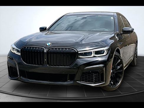 Used 2020 BMW 750i xDrive w/ M Sport Package AWD/4WD image 1