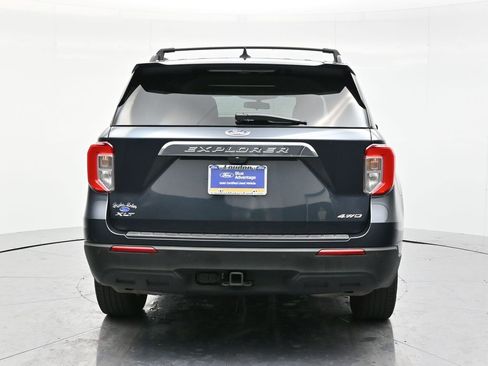 Certified 2022 Ford Explorer XLT w/ Class IV Trailer Tow Package image 6