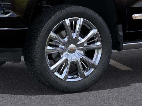 New 2026 Chevrolet Silverado 1500 High Country AWD/4WD image 9