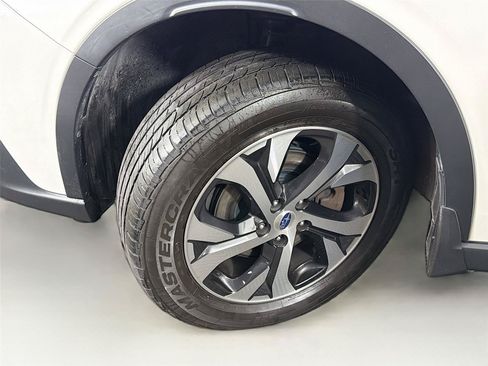 Used 2020 Subaru Outback Limited AWD/4WD image 38